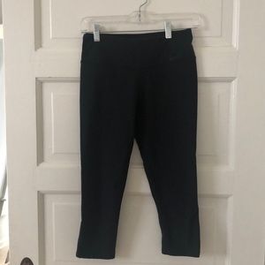Nike Dri - Fit cropped leggings